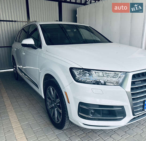 Внедорожник / Кроссовер Audi Q7 2016 в Одессе