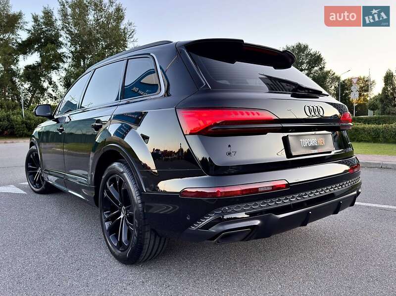 Внедорожник / Кроссовер Audi Q7 2025 в Киеве