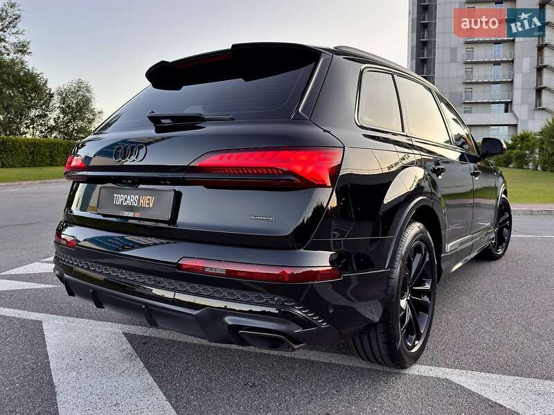 Внедорожник / Кроссовер Audi Q7 2025 в Киеве