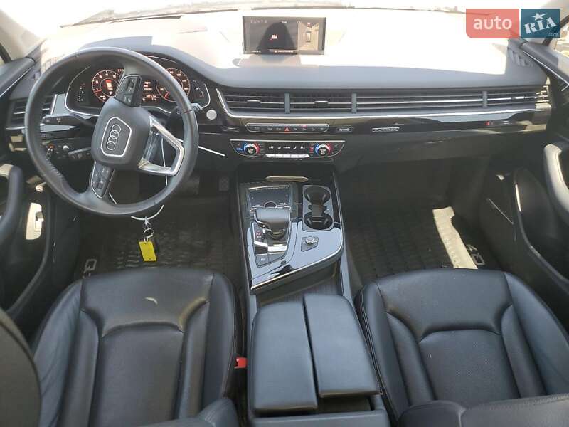 Позашляховик / Кросовер Audi Q7 2019 в Львові