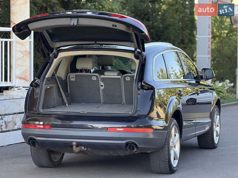 Внедорожник / Кроссовер Audi Q7 2009 в Тернополе