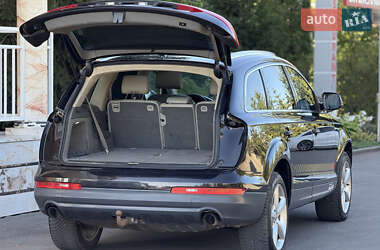 Позашляховик / Кросовер Audi Q7 2009 в 