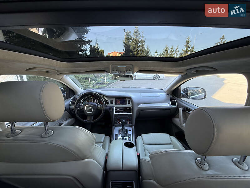 Внедорожник / Кроссовер Audi Q7 2009 в Тернополе