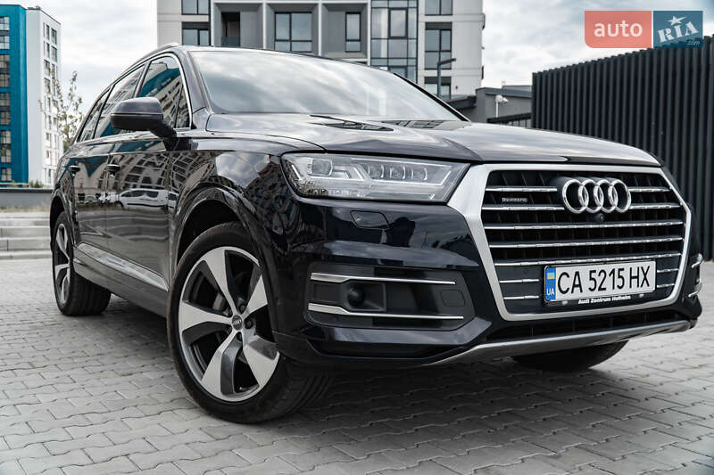 Позашляховик / Кросовер Audi Q7 2016 в Черкасах