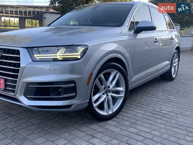 Позашляховик / Кросовер Audi Q7 2016 в Дрогобичі