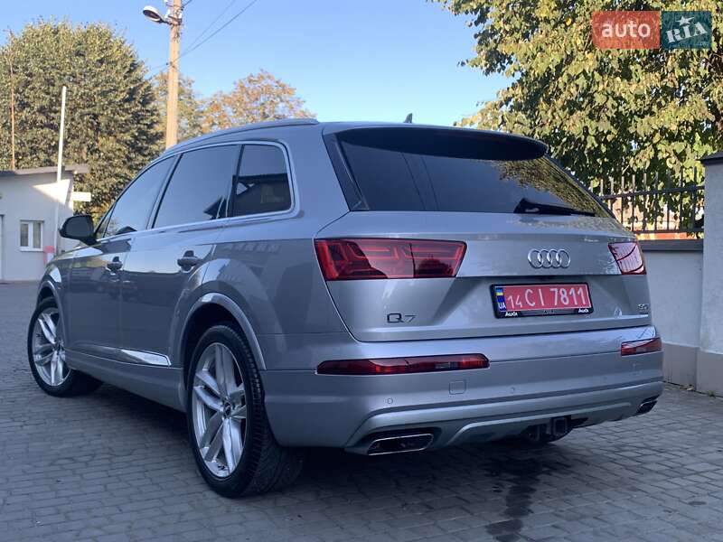 Позашляховик / Кросовер Audi Q7 2016 в Дрогобичі