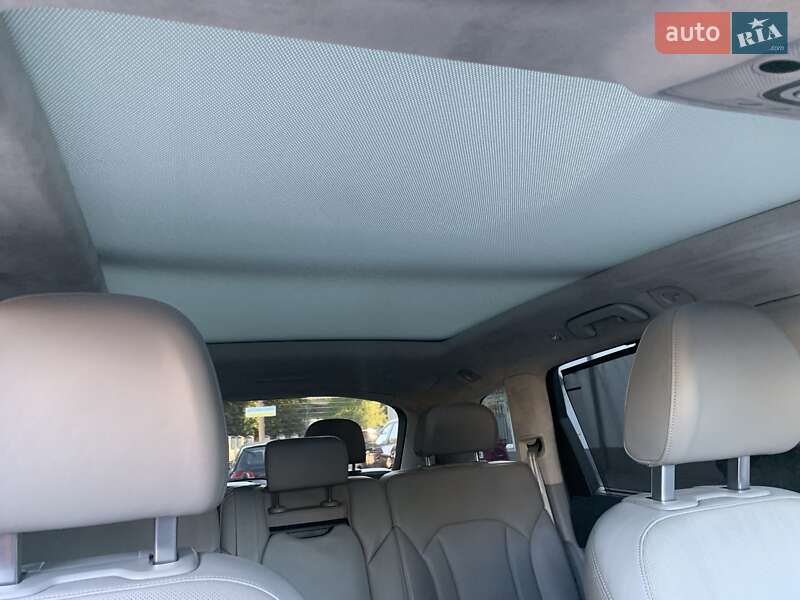 Позашляховик / Кросовер Audi Q7 2016 в Дрогобичі