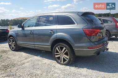Позашляховик / Кросовер Audi Q7 2015 в 