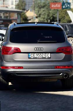 Позашляховик / Кросовер Audi Q7 2010 в 