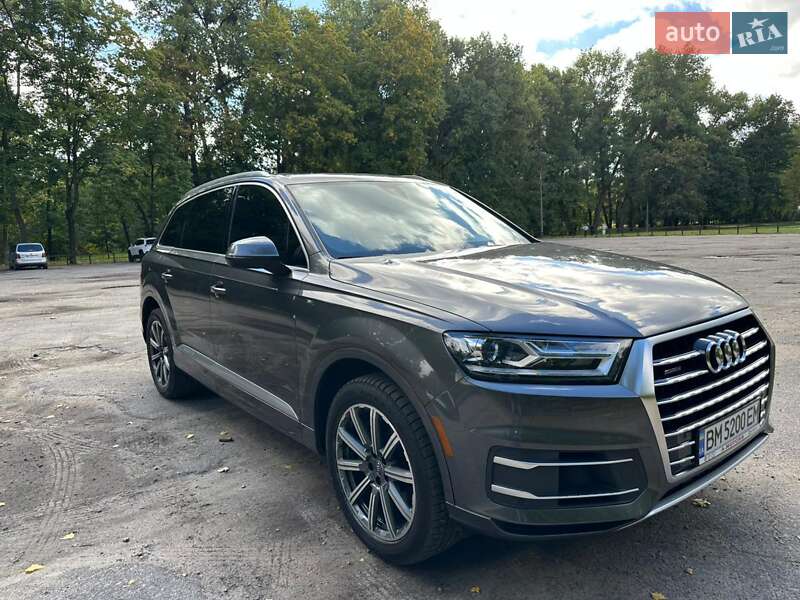 Позашляховик / Кросовер Audi Q7 2018 в Сумах