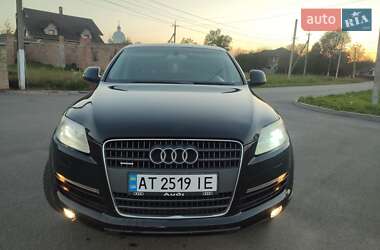 Внедорожник / Кроссовер Audi Q7 2007 в 