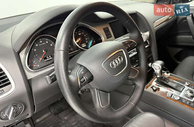 Внедорожник / Кроссовер Audi Q7 2013 в 