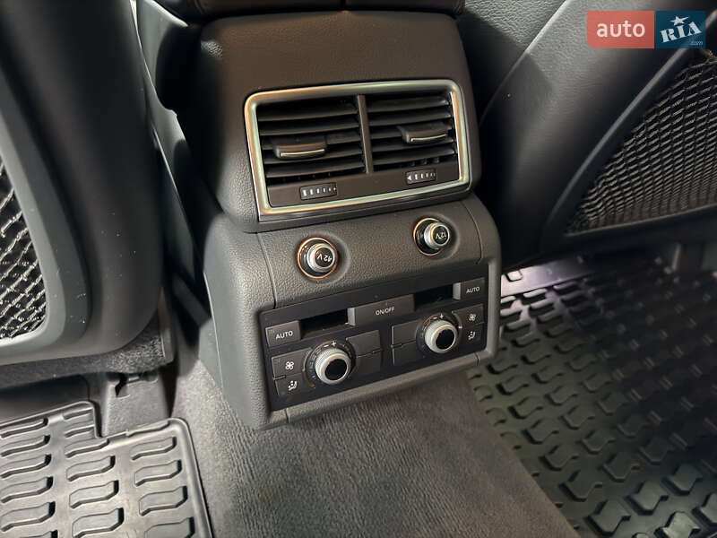 Позашляховик / Кросовер Audi Q7 2013 в Одесі