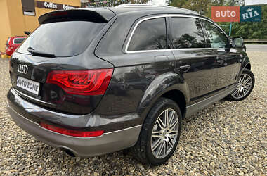 Позашляховик / Кросовер Audi Q7 2011 в 