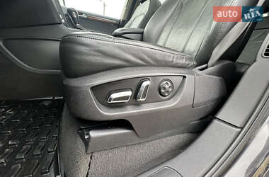 Позашляховик / Кросовер Audi Q7 2011 в 