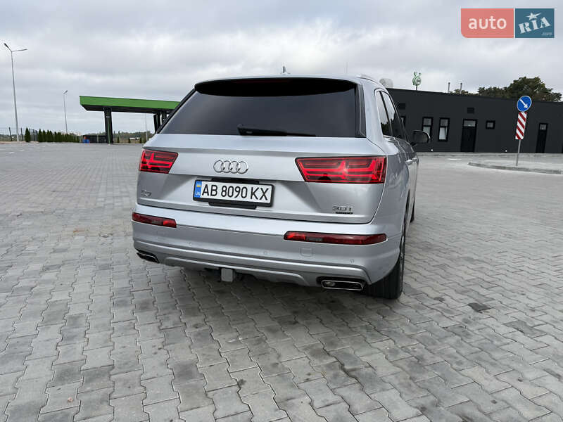Внедорожник / Кроссовер Audi Q7 2017 в Виннице
