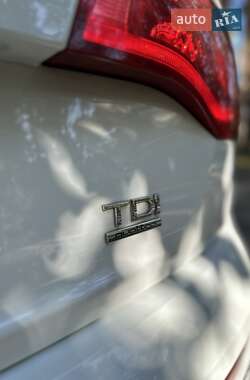 Внедорожник / Кроссовер Audi Q7 2013 в 