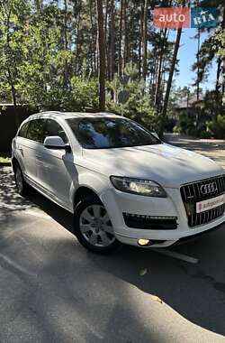 Внедорожник / Кроссовер Audi Q7 2013 в 