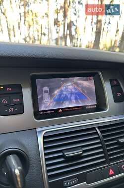 Внедорожник / Кроссовер Audi Q7 2013 в 