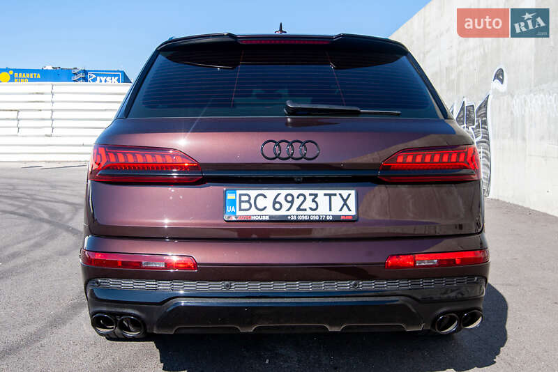 Позашляховик / Кросовер Audi Q7 2021 в Львові