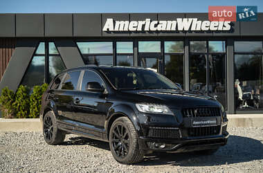 Позашляховик / Кросовер Audi Q7 2010 в 