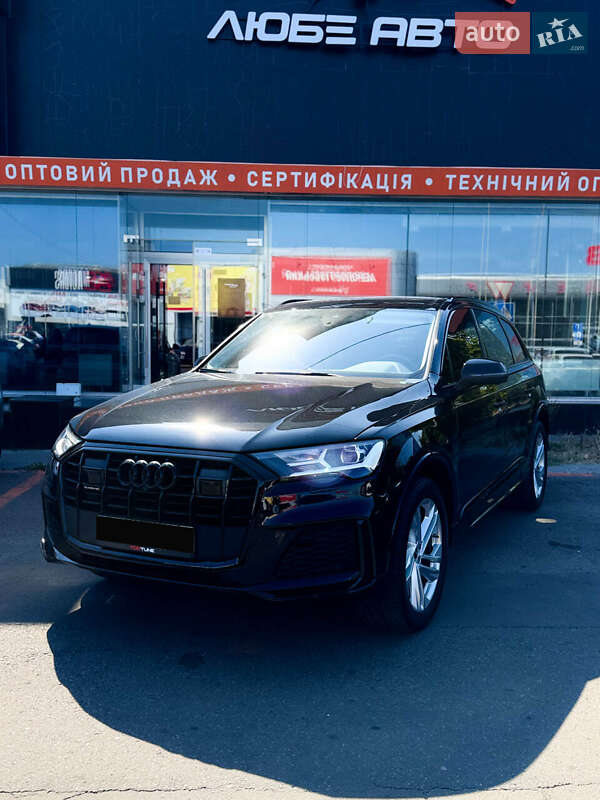 Позашляховик / Кросовер Audi Q7 2022 в Одесі фото 3 Позашляховик / Кросовер Audi Q7 2022 в Одесі