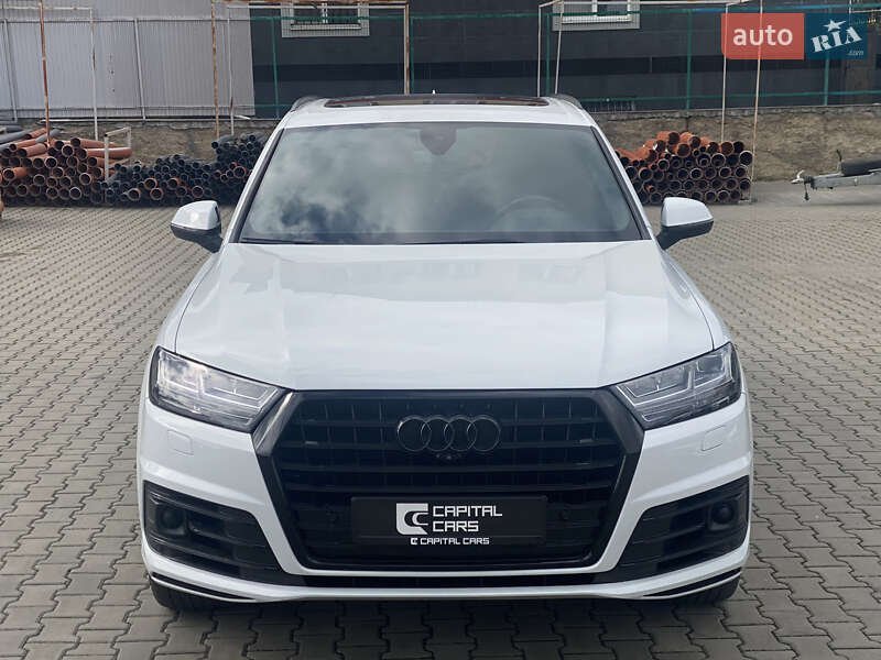 Внедорожник / Кроссовер Audi Q7 2018 в Луцке