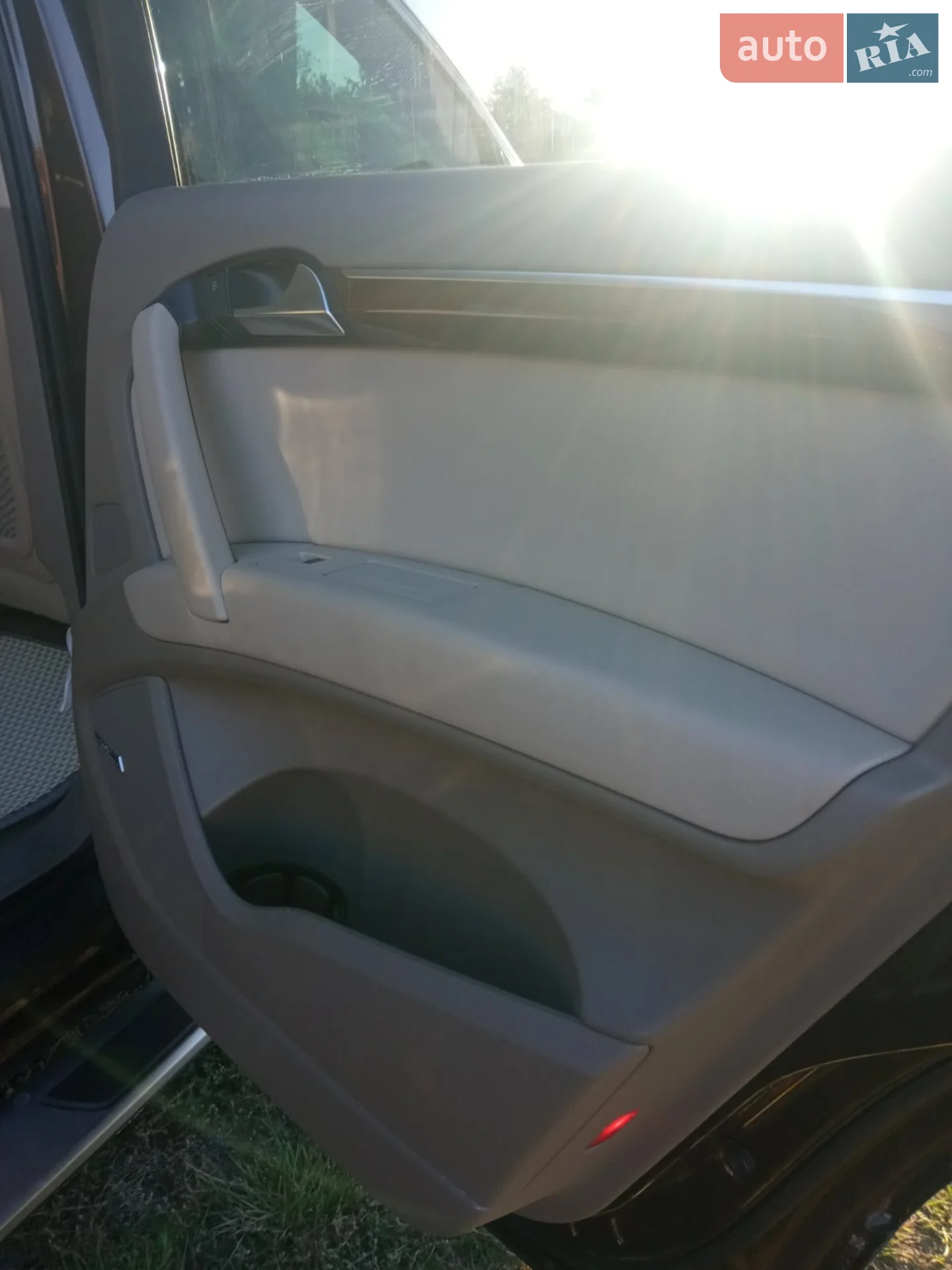 2010 Audi Q7 - мініатюра 27