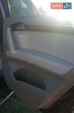 Внедорожник / Кроссовер Audi Q7 2010 в 