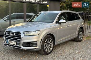 Позашляховик / Кросовер Audi Q7 2017 в 
