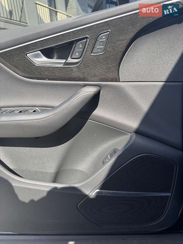 Внедорожник / Кроссовер Audi Q7 2020 в Ивано-Франковске фото 19 Внедорожник / Кроссовер Audi Q7 2020 в Ивано-Франковске