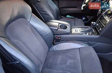 Позашляховик / Кросовер Audi Q7 2013 в 
