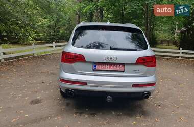 Позашляховик / Кросовер Audi Q7 2014 в 