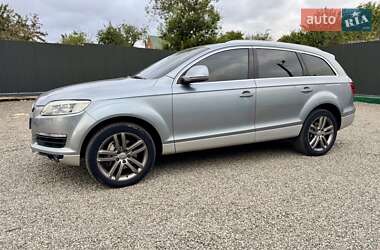 Внедорожник / Кроссовер Audi Q7 2006 в 