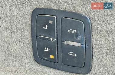 Внедорожник / Кроссовер Audi Q7 2006 в 