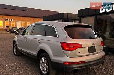 Внедорожник / Кроссовер Audi Q7 2014 в 