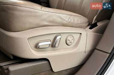 Внедорожник / Кроссовер Audi Q7 2014 в 