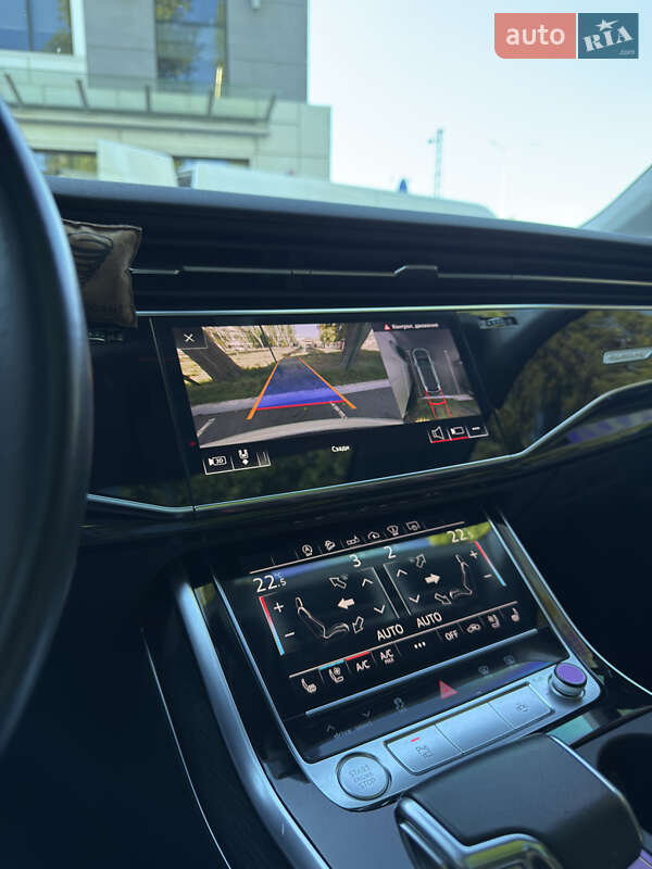 Позашляховик / Кросовер Audi Q7 2020 в Одесі