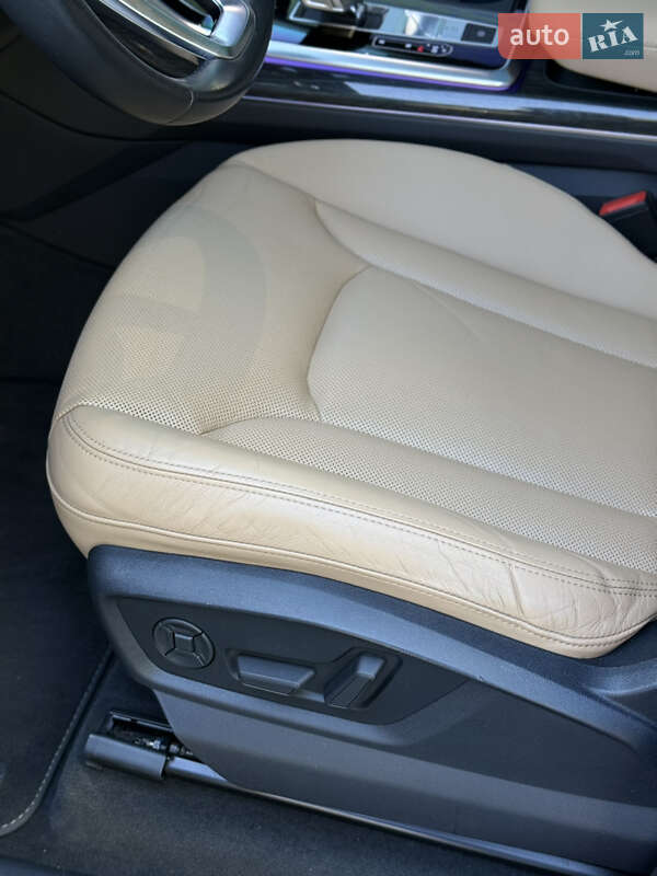 Позашляховик / Кросовер Audi Q7 2020 в Одесі
