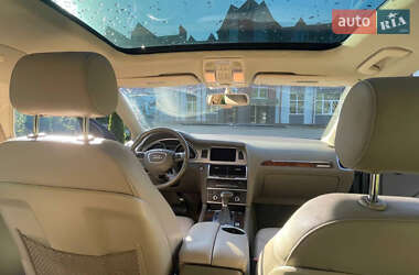 Внедорожник / Кроссовер Audi Q7 2013 в 