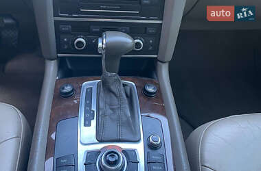 Внедорожник / Кроссовер Audi Q7 2013 в 
