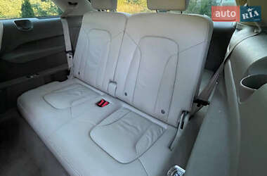 Внедорожник / Кроссовер Audi Q7 2013 в 