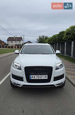 Позашляховик / Кросовер Audi Q7 2013 в Києві
