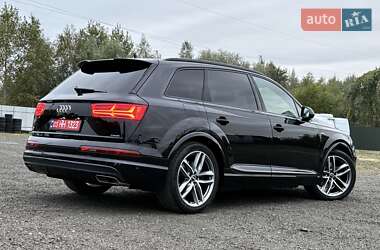 Внедорожник / Кроссовер Audi Q7 2019 в 