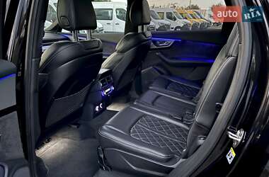 Внедорожник / Кроссовер Audi Q7 2019 в 