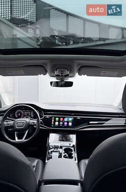 Внедорожник / Кроссовер Audi Q7 2019 в 