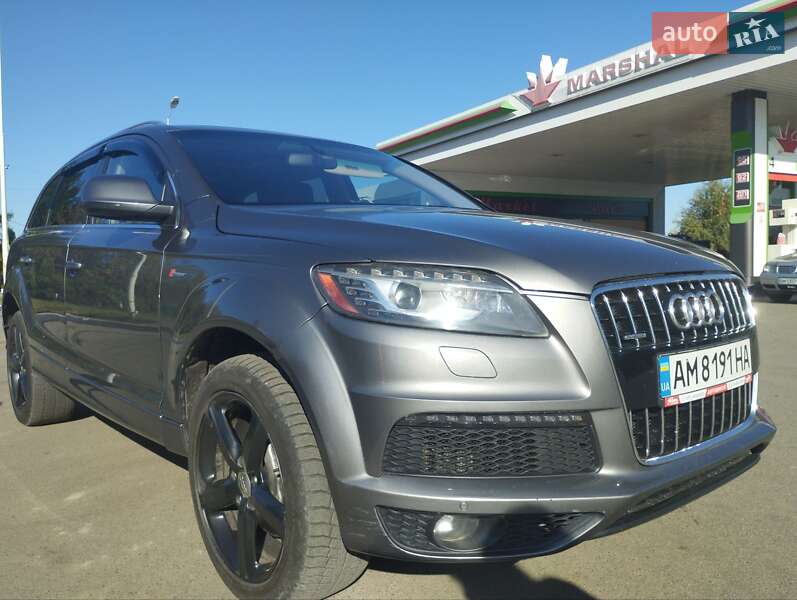 Позашляховик / Кросовер Audi Q7 2013 в Сумах
