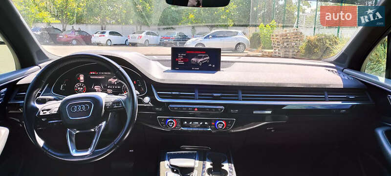 Позашляховик / Кросовер Audi Q7 2016 в Кропивницькому