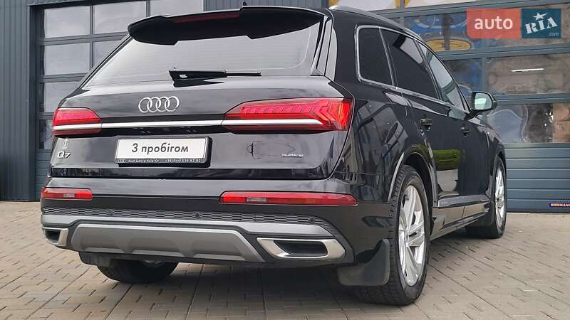 Позашляховик / Кросовер Audi Q7 2020 в Вінниці