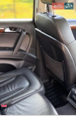 Позашляховик / Кросовер Audi Q7 2011 в Ізмаїлі